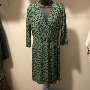 Hailey 23, large, 3/4 sleeve, v-neck, above knee dress